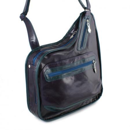 ESTAFETTE  <br /> dark violet & teal green