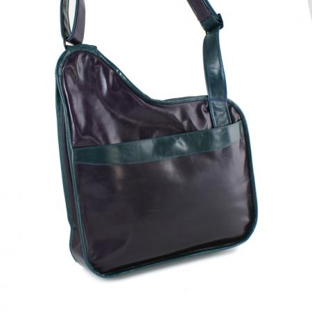 ESTAFETTE  <br /> dark violet & teal green