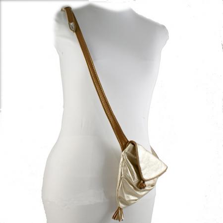 HIP HIP WRAPPER<br /> champagne &  gold