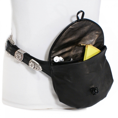 HIP HIP BAG <br>black