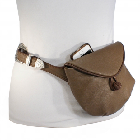 HIP HIP BAG <br> taupe & dark brown