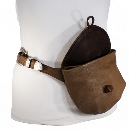 HIP HIP BAG <br> taupe & dark brown