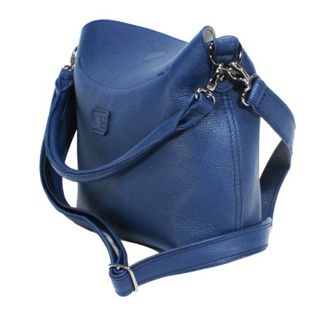 ROO<br> navy blue
